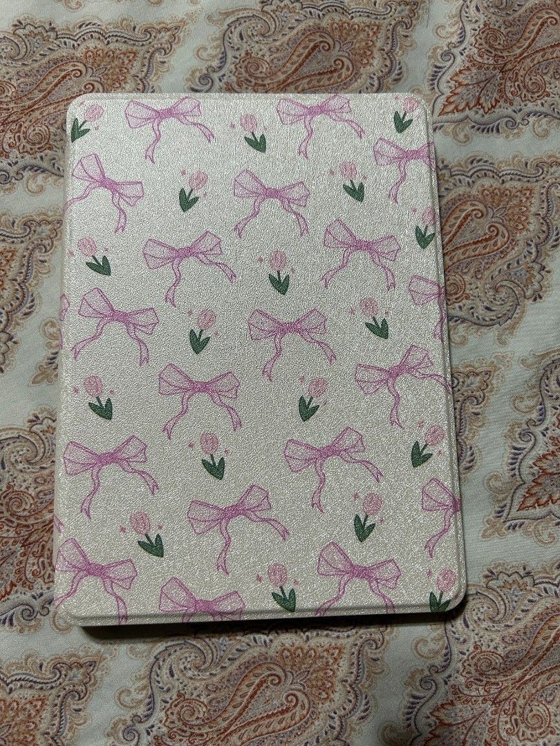 Kindle PPW5 case (Category: Cases & Sleeves) located in Cavite. Submitted by mgmm17 (Listing ID 1323273016, Image 3). Description: please see photos for flaws can ship via gogoxpress.
