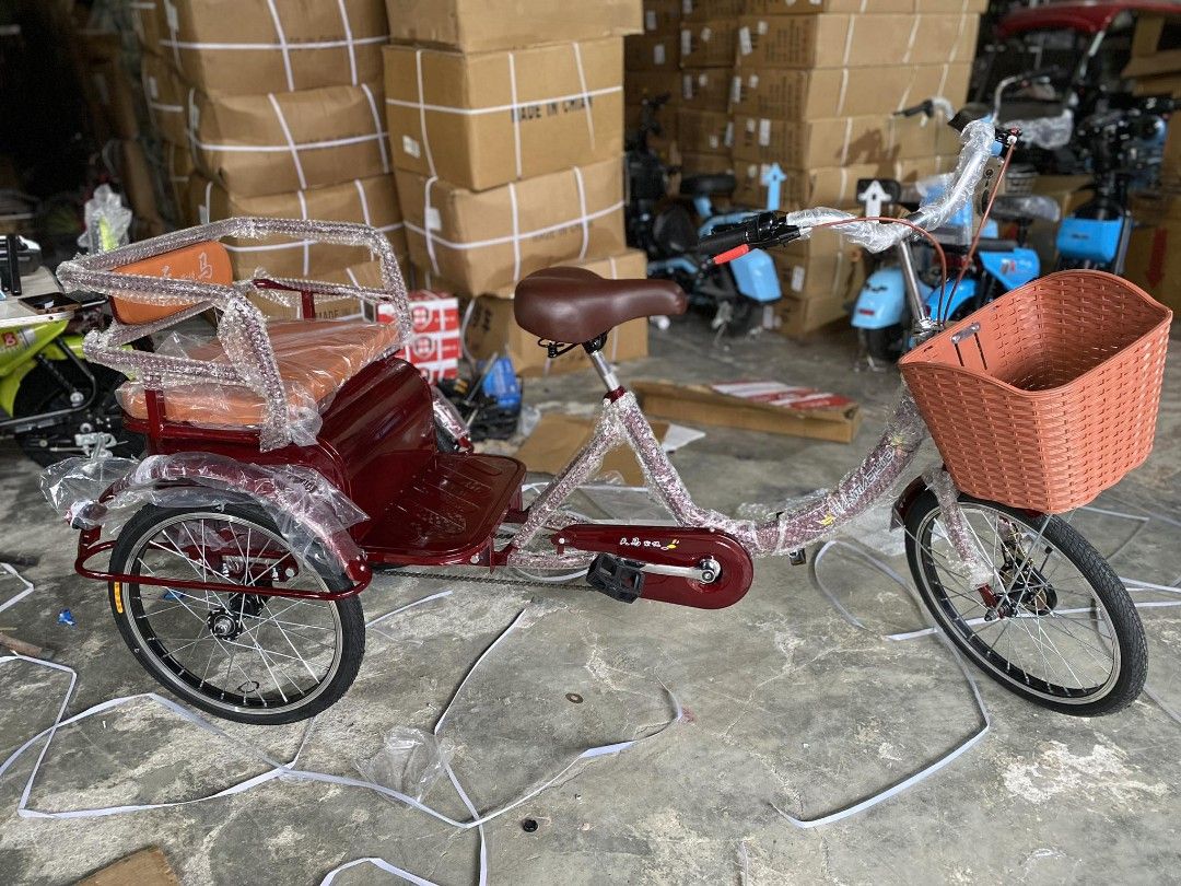 KOREAN CARGO BIKE (Category: Bicycles) located in Manila. Submitted by saguittarian06 (Listing ID 1323336654, Image 3). Description: KOREAN BIKE CARGO BIKE Three-Wheeled High Quality Paint Comfy Saddle 20inches Tires Mud Guard/Fender Metal Cargo (wired) Front Basket RIDER Weight Capacity: Up to 200 kgs DIRECT PM PO FOR INTERESTED COLOR:Maroon free assemble n po.