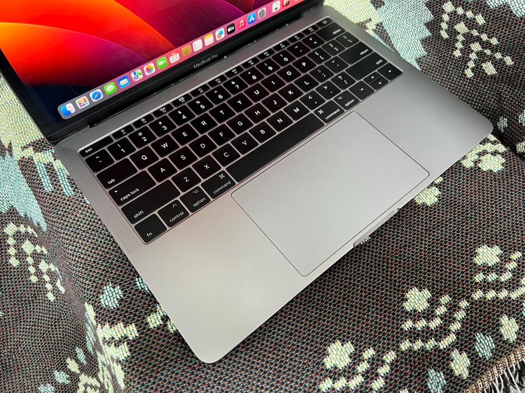 MacBook Pro 2017 Laptop Non touch Core i5 8GB 256 SSD Os: Ventura Ms ...