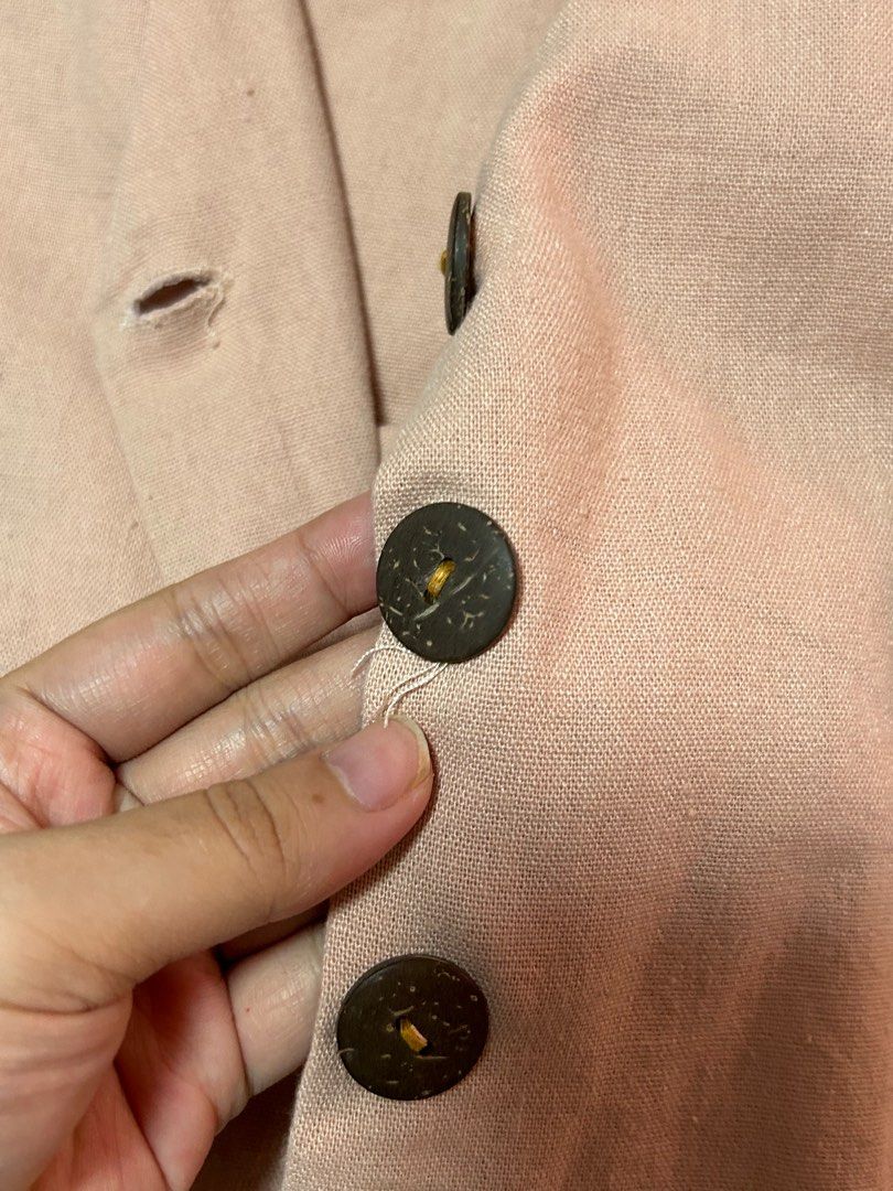 Maxi Linen Vest Top Pink (Category: Sleeveless) located in Quezon City. Submitted by kn.declutters (Listing ID 1323443381, Image 3). Description: Good as new Stitched the buttons to reinforce yung kapit No when worn photo, kindly browse their IG page na lang :).