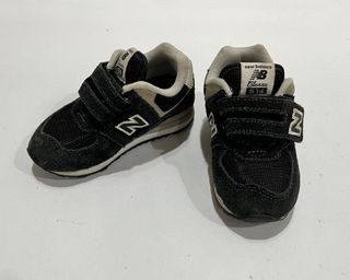 (Category: ) located in . Submitted by clys.closet (Listing ID 1323453183, Image 1). Description: .