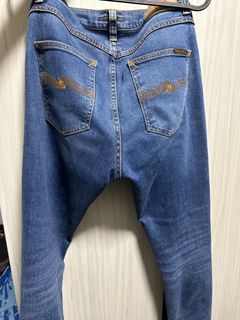 (Category: ) located in . Submitted by anceee7 (Listing ID 1323392265, Image 1). Description: .