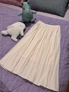 (Category: ) located in . Submitted by preloved_hashas (Listing ID 1323413184, Image 1). Description: .