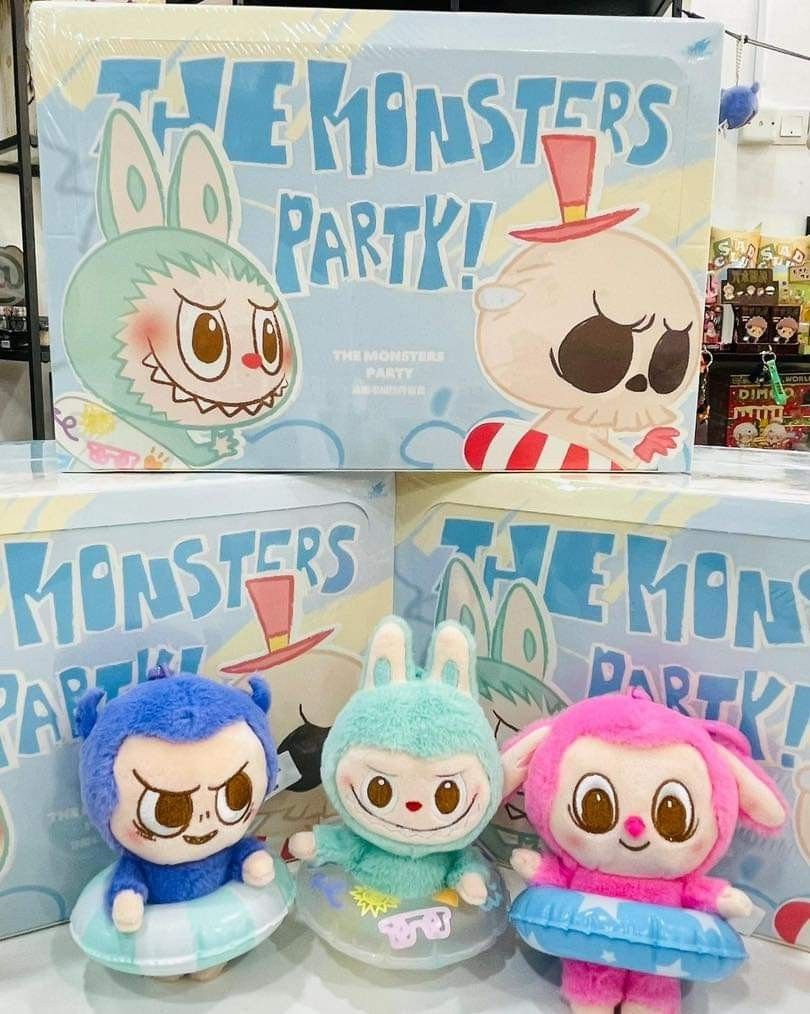 POPLAND限定　MONSTER PARTY LABUBU ぬいぐるみ 2 POPMART LABUBU WackyMart 店員 ぬいぐるみペンダント2つ - メルカリ