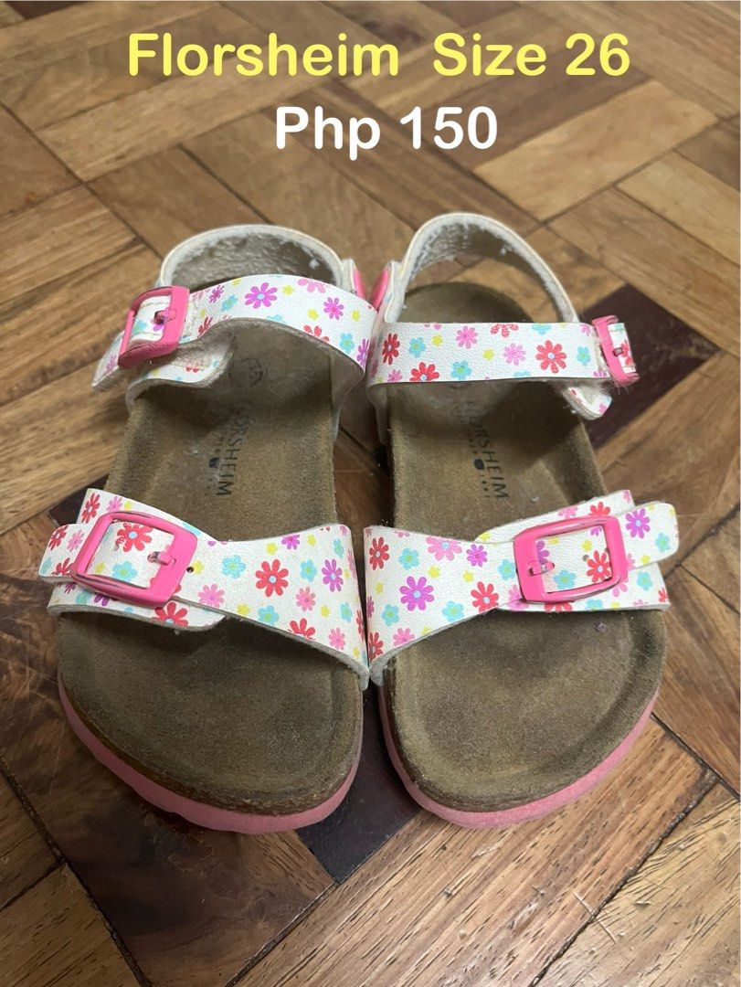 PRELOVED BRANDED SHOES for Toddlers (Category: Babies & Kids Fashion) located in Pasig City. Submitted by mrstee08 (Listing ID 1323318866, Image 1). Description: Original H&M boots for girls. Good condition. .