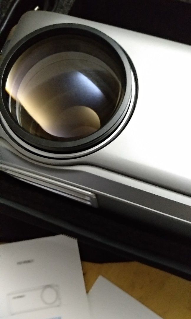 Projector (Category: Projectors) located in Singapore. Submitted by karna.k (Listing ID 1323298439, Image 3). Description: .