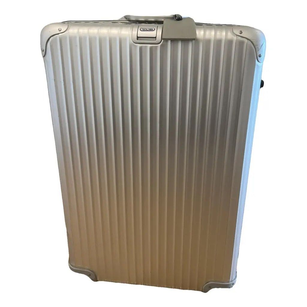 Rimowa Topas Titanium 64L