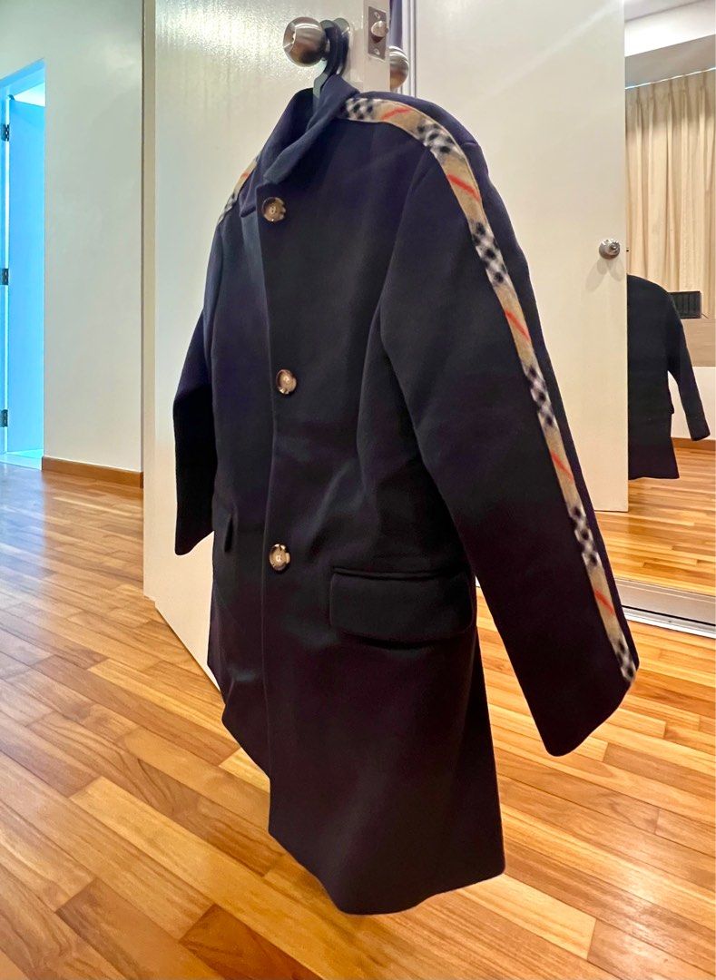 Sale BNWT Burberry Wool Cashmere Coat with Removable Quilted Warmer Women s Fashion Coats Jackets and Outerwear on Carousell
