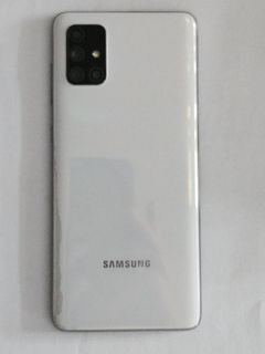 （分類：）位於 。 由 nokia8110 提交（商品編號 1323398584，圖片 1）。簡介： 。
