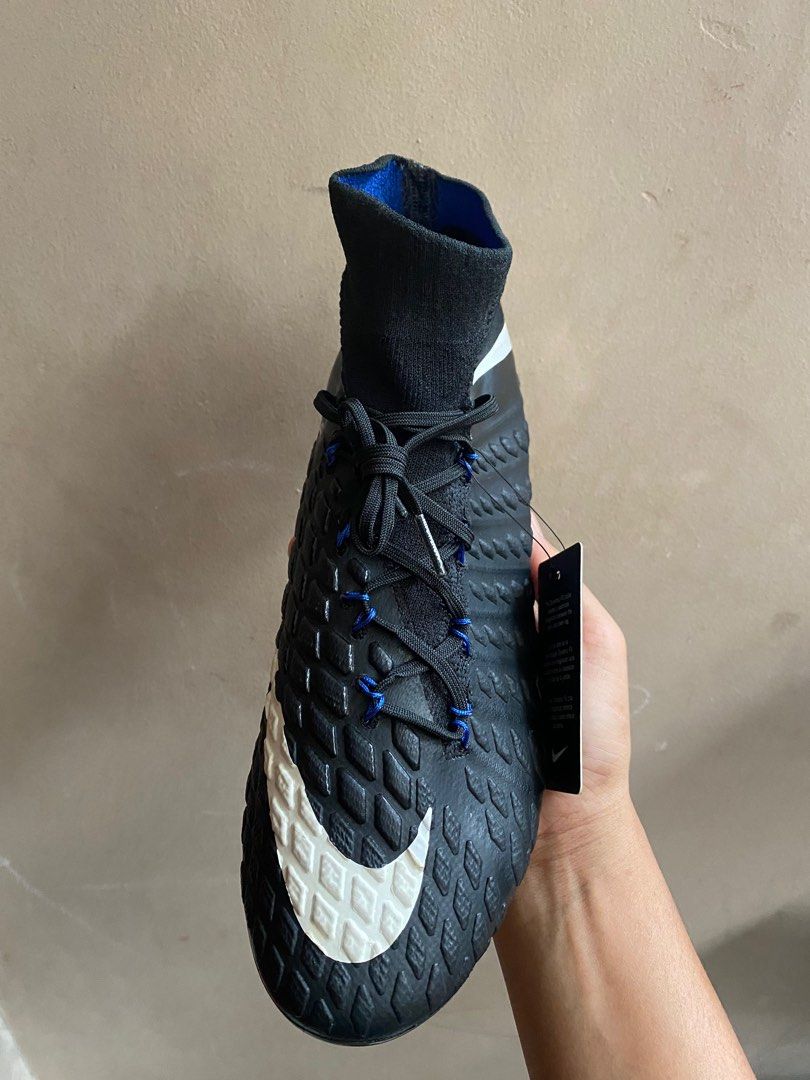 Sepatu bola Nike hypervenom phantom II DF FG