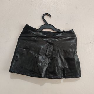 (Category: ) located in . Submitted by thriftd8_ (Listing ID 1323333857, Image 1). Description: .