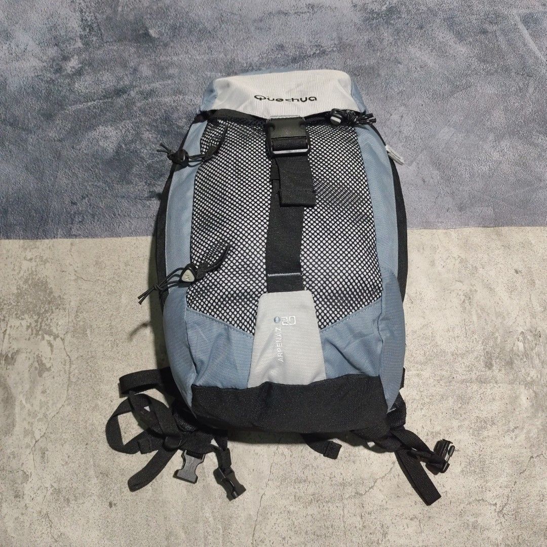 Tas quechua arpenaz 20 top