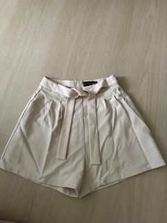 (Category: ) located in . Submitted by minimom (Listing ID 1323306704, Image 1). Description: .