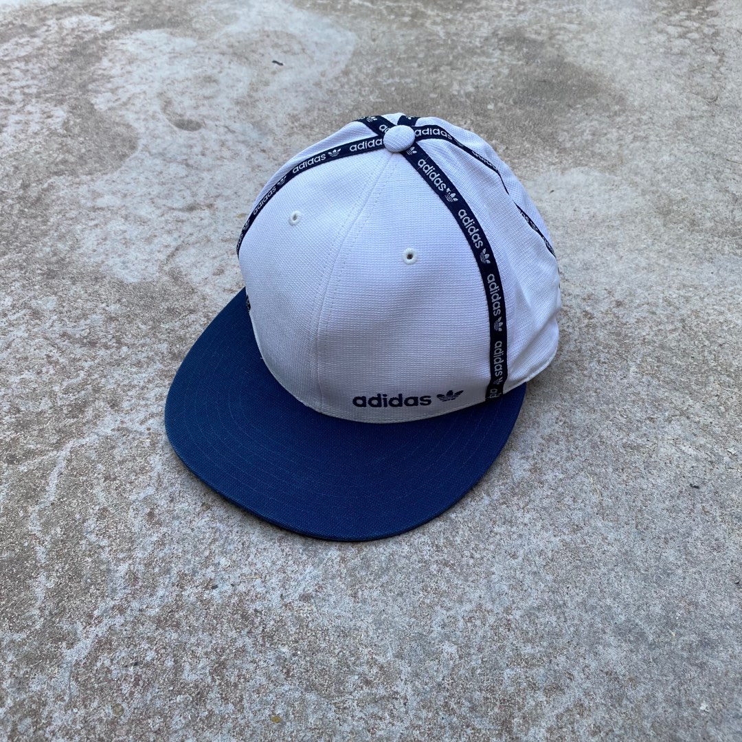 topi snapback adidas original