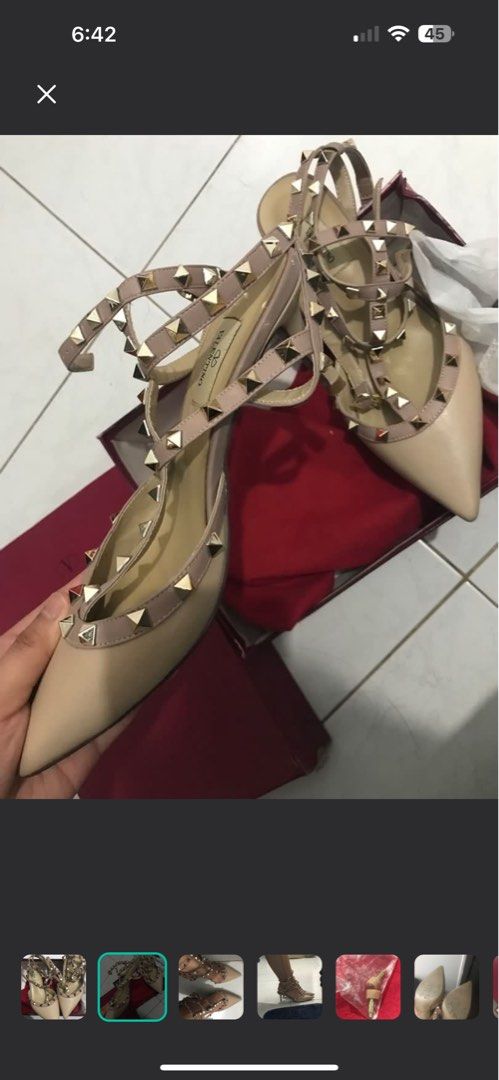 Rush sale! Valentino Rockstud Heels (Category: Heels) located in Taguig. Submitted by jdplz (Listing ID 1323375926, Image 2). Description: With some flaws. PM me Size: 38 but can fit to 39 Barely used, (2x ko lang nasuot. Seminar and wedding) I also had to declutter. Bought here in Carousell :) ..NGA MOP: BPI/UNIONBANK/GCASH/CASH ❗️❗️❗️ MEET UP , LALAMOVE, LBC, JNT ONLY Loc: Taguig City .