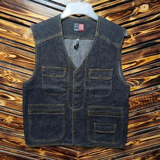 (Kategori: ) berada di . Dikirim oleh lentera_galeri (ID iklan 1323341865, Gambar 1). Deskripsi: .