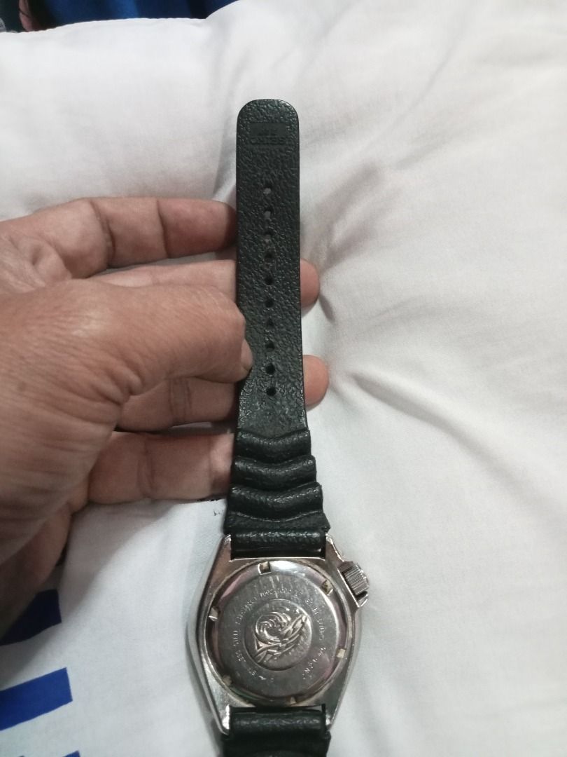 Vintage seiko divers 7002 (Category: Luxury Watches) located in Bacolod City. Submitted by carou98136 (Listing ID 1323401504, Image 3). Description: Vintage seiko divers 7002 owned by by grand father who past away. Still in good condition, no issue. Interested buyer can message me, still negotiable. .