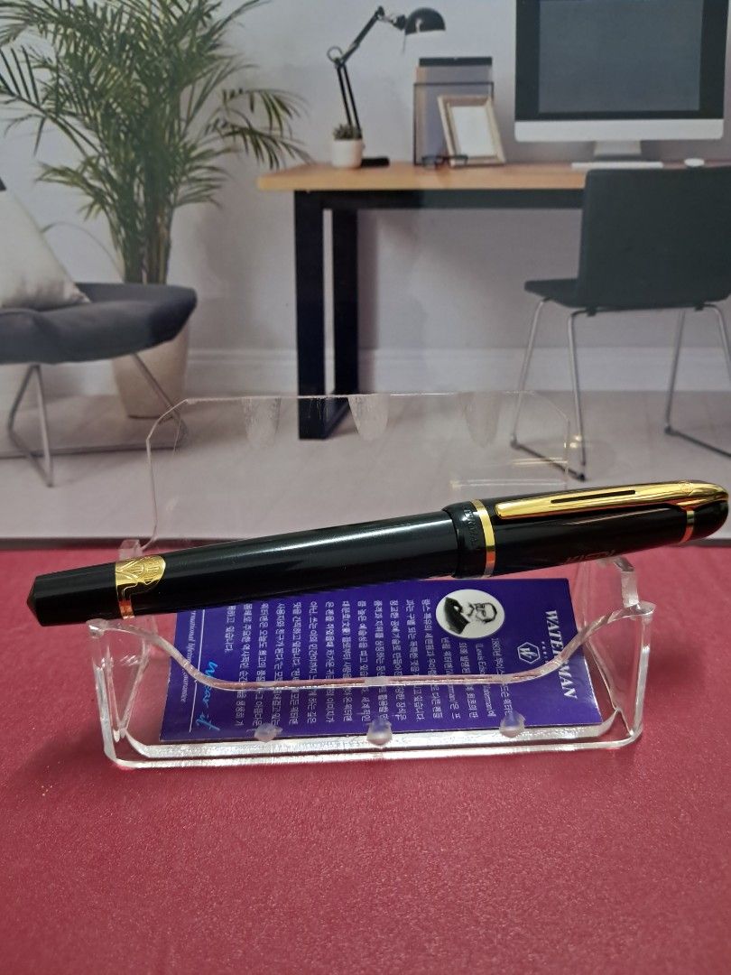 Waterman Phileas Fountain Pen Black Marble, Fine (Excellent - Main Image