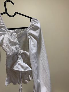 (Category: ) located in . Submitted by shop_pingcloset (Listing ID 1323377283, Image 1). Description: .