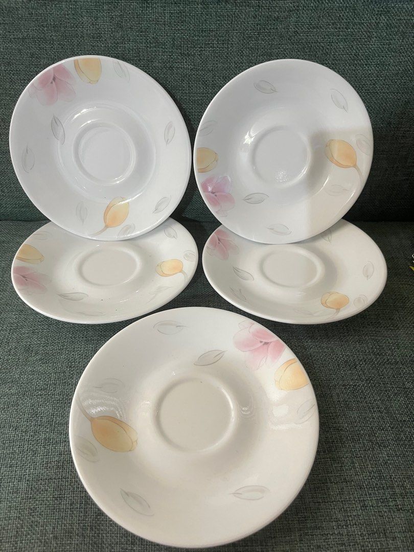 5 pcs. Corelle saucer plate (Category: Dinnerware & Cutlery) located in Binan City. Submitted by rdgerevilla (Listing ID 1326564821, Image 1). Description: 5 pcs. Corelle saucer plate ₱650 Like new No dents 6.2 inches .