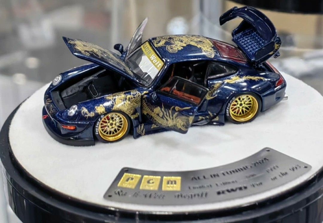 少量現貨佛山改裝車展AIT 2024 PGM 1:64 合金全開RWB 930 993 964 Chinese Dragon Pattern  Yellow Blue White, 興趣及遊戲, 玩具& 遊戲類- Carousell