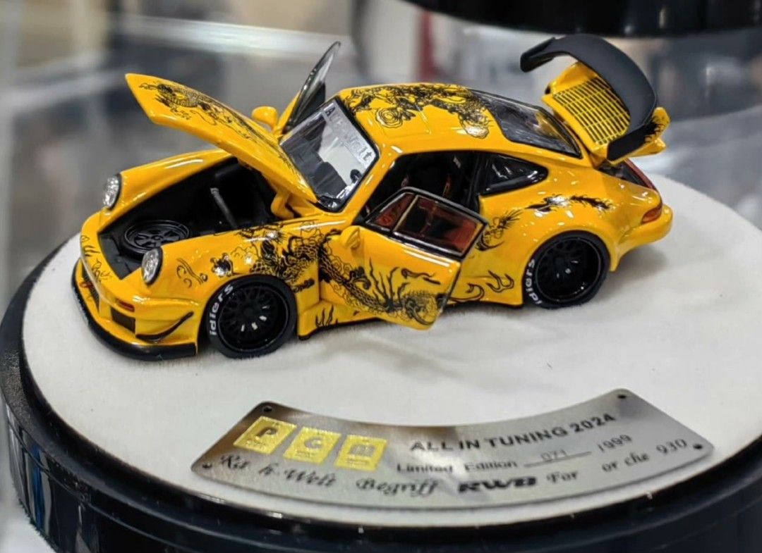 少量現貨佛山改裝車展AIT 2024 PGM 1:64 合金全開RWB 930 993 964 Chinese Dragon Pattern  Yellow Blue White, 興趣及遊戲, 玩具& 遊戲類- Carousell