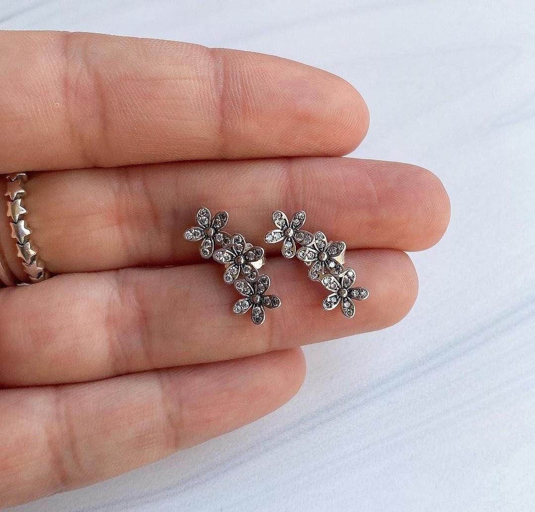 Dazzling daisy earrings pandora online