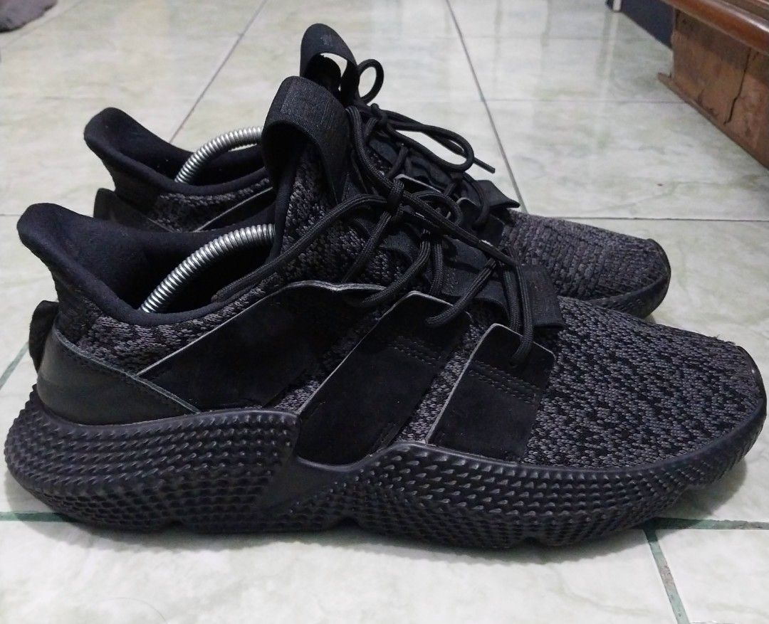 Adidas prophere komanda 45 5 Fesyen Pria Sepatu Sneakers di Carousell