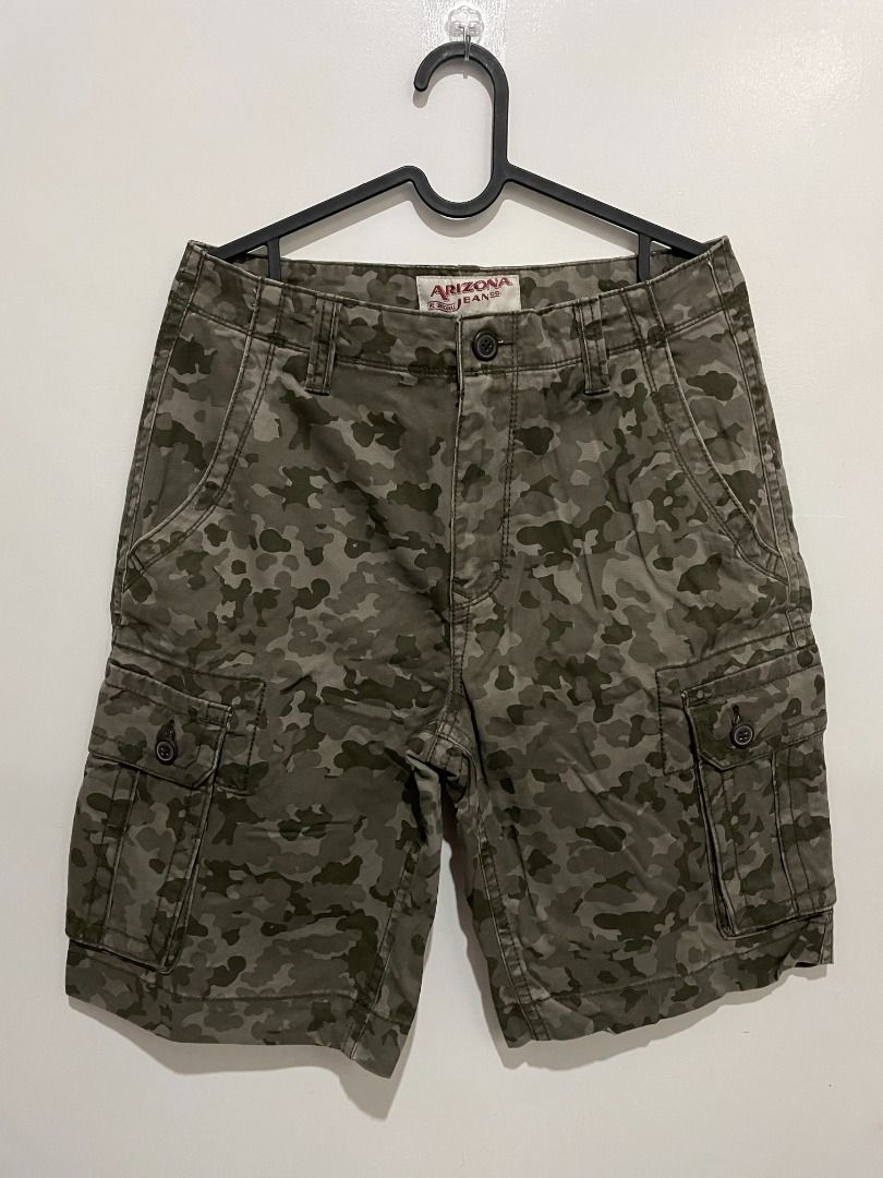 Arizona Jeans Co. Fatigue Cargo Shorts Men s Fashion Bottoms Shorts on Carousell