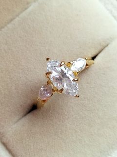 (Category: ) located in . Submitted by daintyme.03 (Listing ID 1326557186, Image 1). Description: .