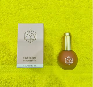 (Category: ) located in . Submitted by luxeclassyshop (Listing ID 1326494494, Image 1). Description: .