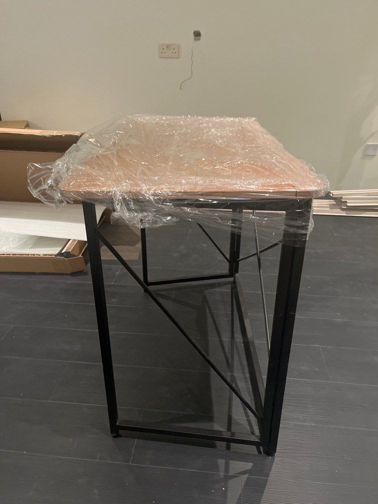 Foldable table (Category: Tables & Sets) located in Singapore. Submitted by jjadeo (Listing ID 1326622009, Image 2). Description: In good condition, can be folded flat .