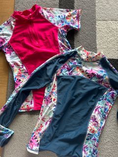 (Category: ) located in . Submitted by lilliess.closet (Listing ID 1326552205, Image 1). Description: .