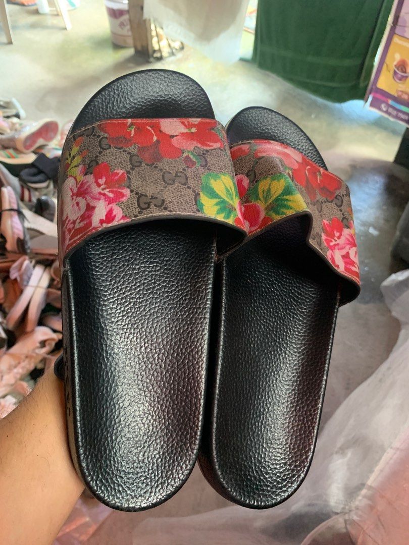 Gucci mens flip flops on sale best sale