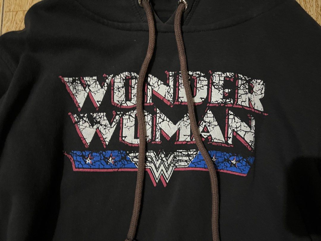 Wonder woman hoodie h&m on sale
