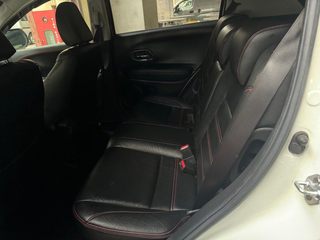 Honda Vezel 1.5 Auto rental (Category: Car Rental) located in Singapore. Submitted by t.motor (Listing ID 1326594763, Image 3). Description: Contact Lim at 9626 3081 for more details tel:96263081 Location. 53 Ubi Avenue 1 #01-43 Paya Ubi Industrial Park, S408934. Weekly Rates: $420 Rental Period: 3 / 6 / 12 Months Contract Beautiful Pearl white Body paintwork with Black Leather Interior Foldable rear seats Rental Covers:- Commercial Comprehensive