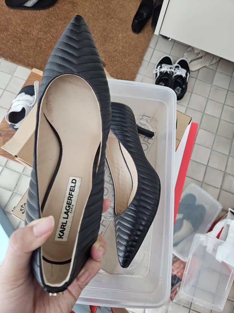 Karl lagerfeld kitten heels top