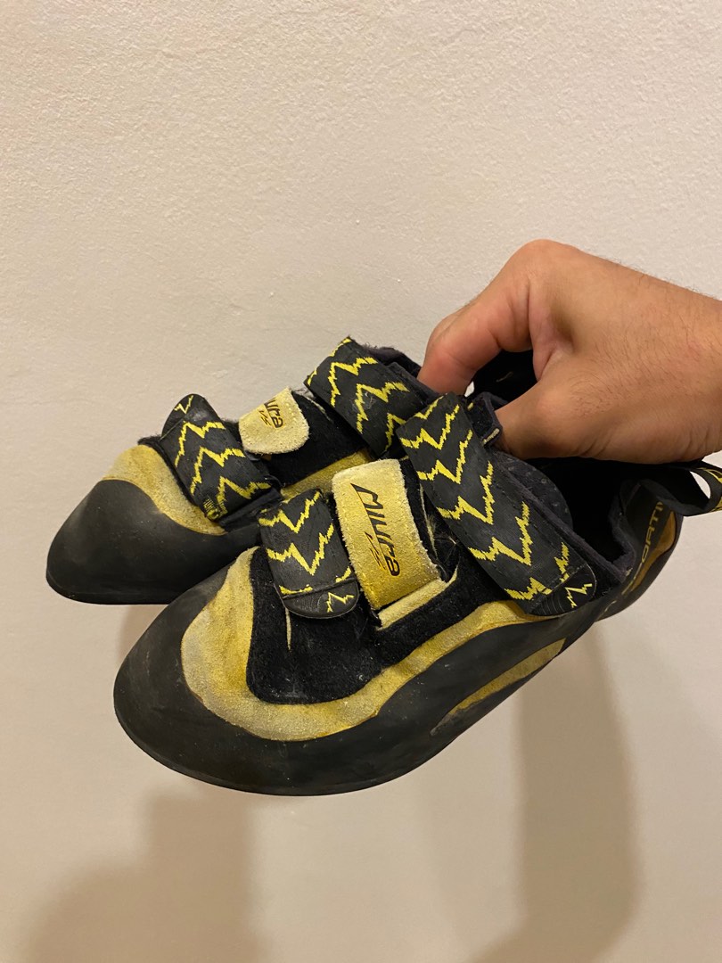 La Sportiva Miura VS UK6.5 EU40 climbing shoe Sports Equipment Other Sports Equipment and Supplies on Carousell