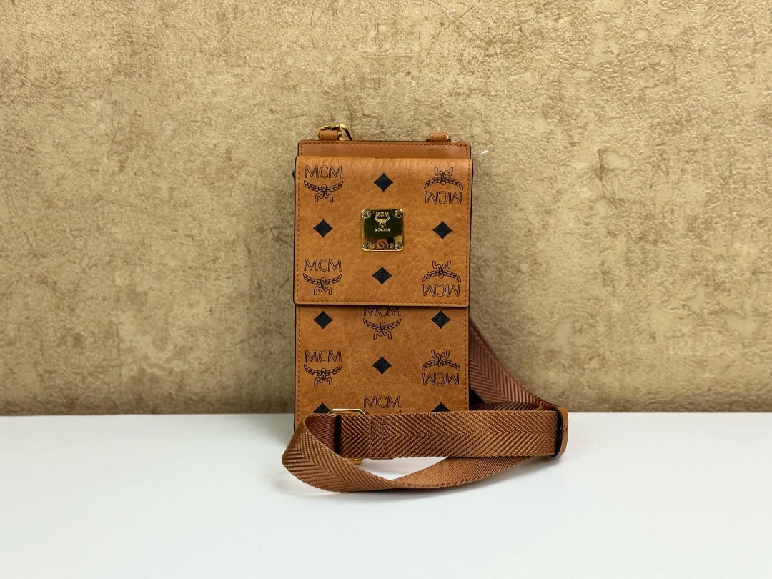 MCM MXZBSVI15CO001 CROSSBODY PHONE CASE IN VISETOS ORIGINAL