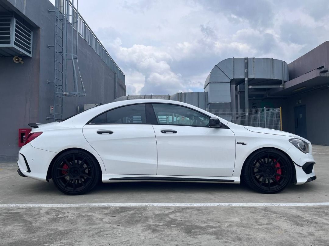 Mercedes-Benz AMG CLA-Class CLA45 AMG 4MATIC (A)62885347782274112