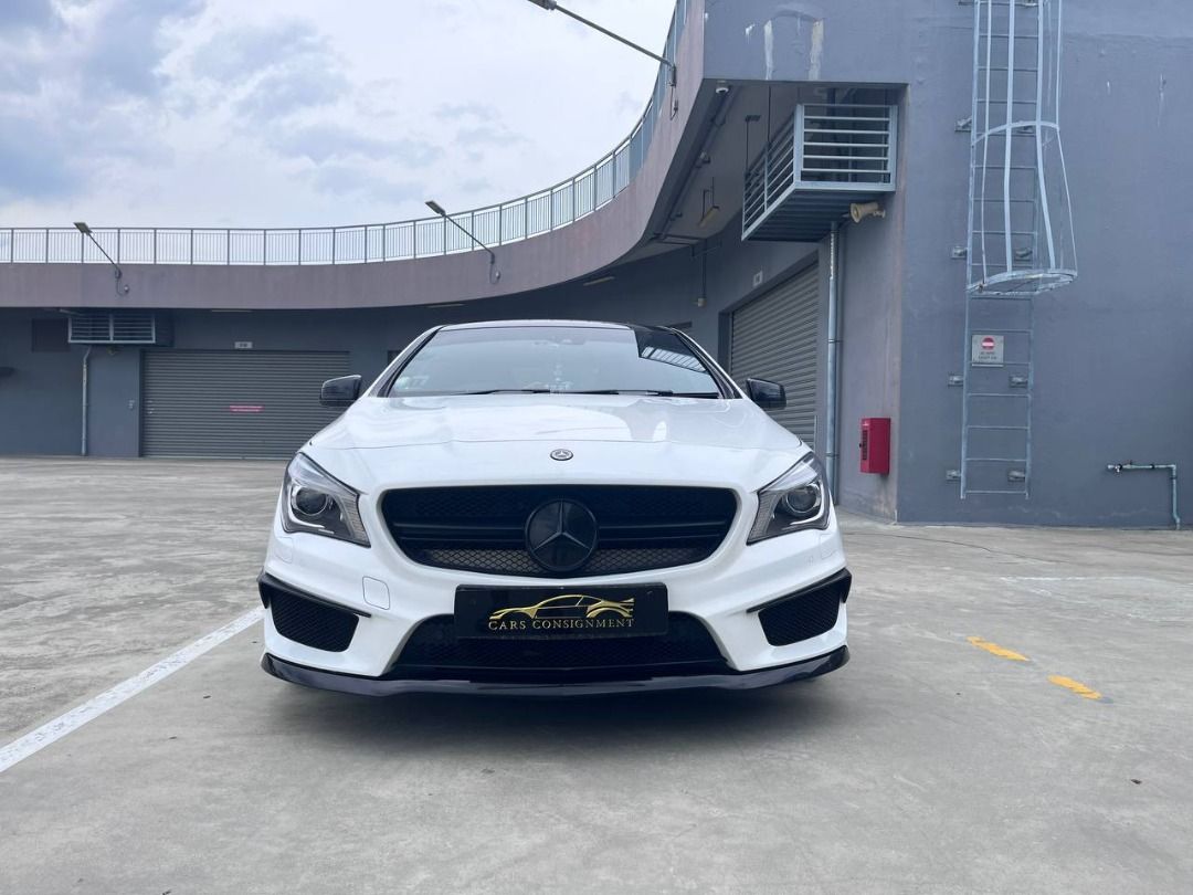 Mercedes-Benz AMG CLA-Class CLA45 AMG 4MATIC (A)62885347782274111