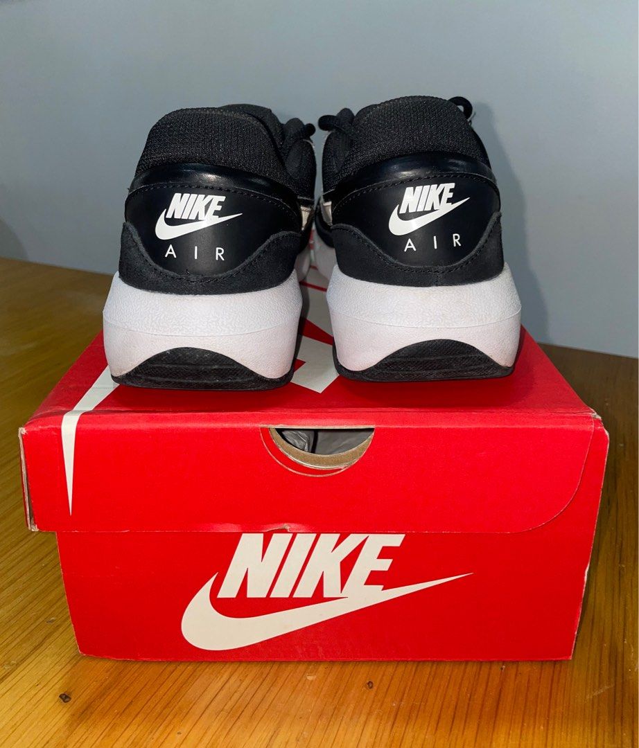 NIKE AIR MAX NOSTALGIC WOMEN Women s Fashion Footwear Sneakers on Carousell
