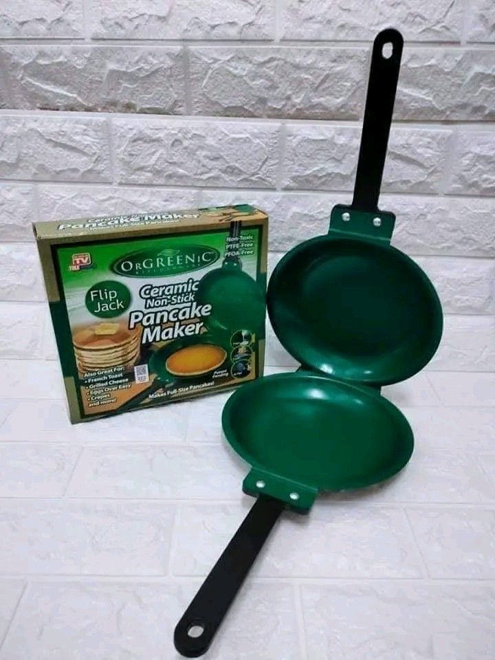 Pan Cake Maker (Category: Bakeware) located in Manila. Submitted by micoooy (Listing ID 1326498677, Image 1). Description: .