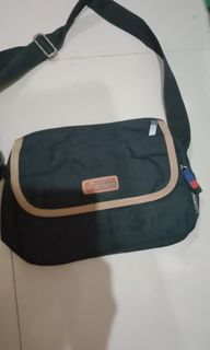 (Kategori: ) berada di . Dikirim oleh imulimul7440377 (ID iklan 1326494360, Gambar 1). Deskripsi: .