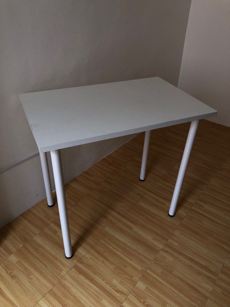 table desk study table office table Dressing table nordic style white table (Category: Tables & Sets) located in Cebu City. Submitted by diabriciaa (Listing ID 1326544808, Image 1). Description: ✿ READ BIO FIRST ✿ FIRST TO PAY GETS THE ITEM ⭑.ᐟ NO COD, PAYMENT FIRST BASIS ⭑.ᐟ 🌈Product Specifications: Name: home study table color: White Material: 2.3cm thick composite sheet, 5cm diameter metal table legs, adjustable plastic feet Size: 80cm*40cm 1