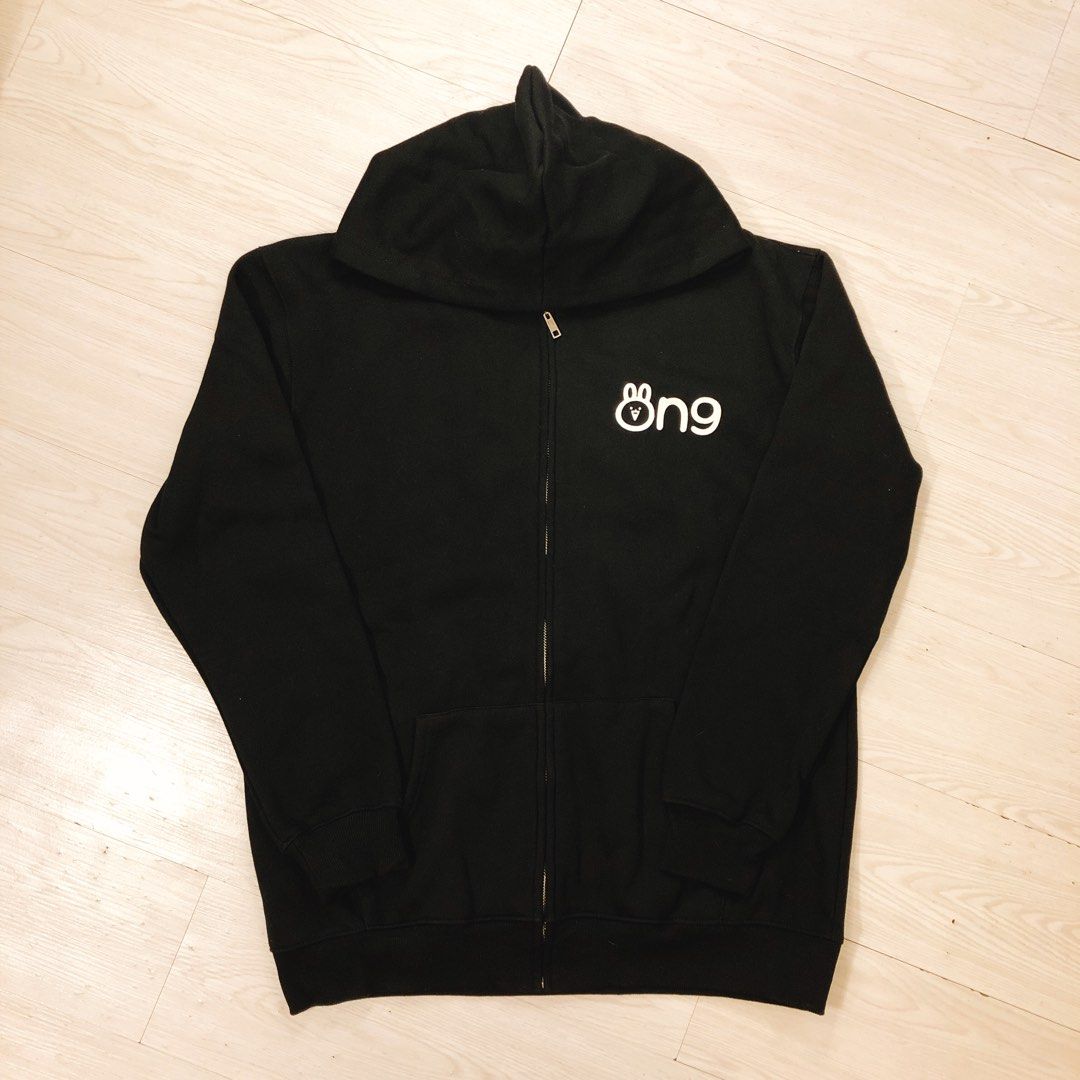 TOMATO VINTAGE Vintage Black Hoodie Carousell