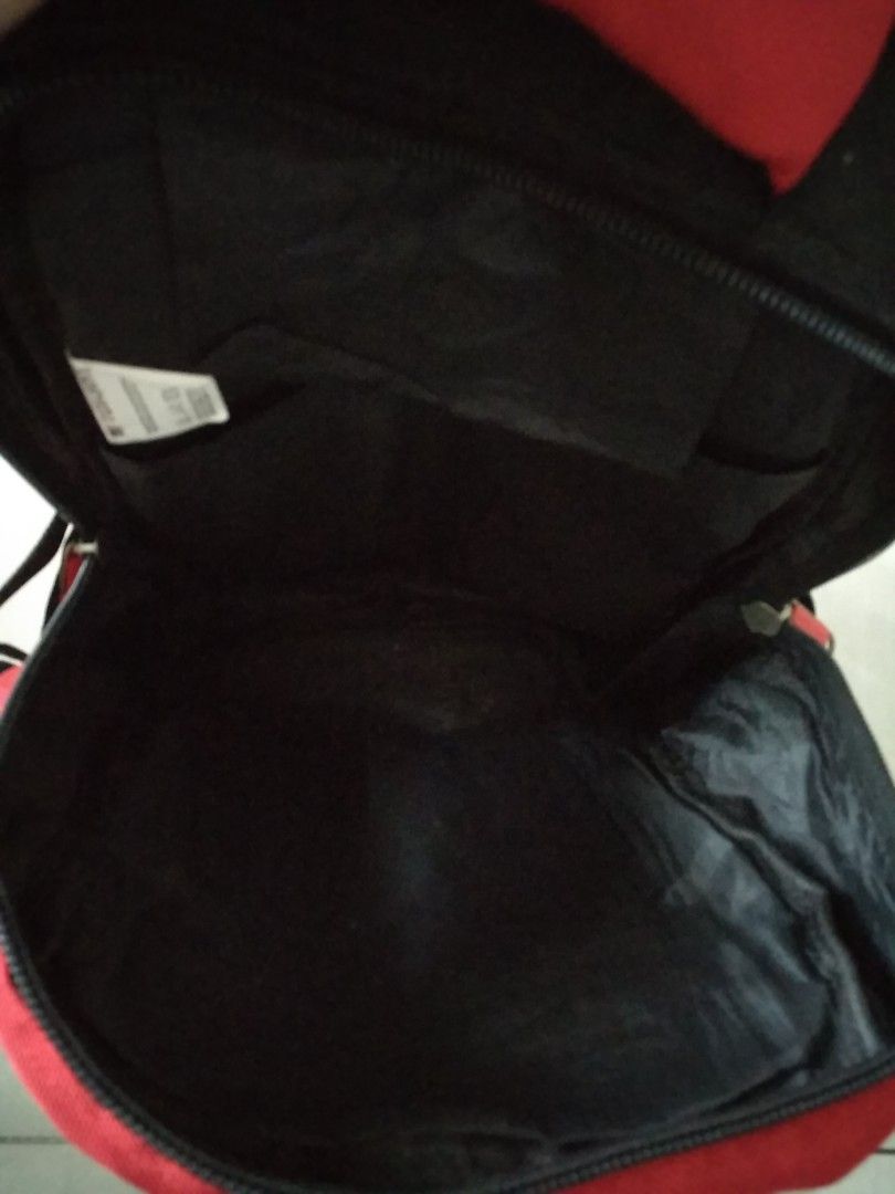 Tuscany Backpack (Category: Backpacks) located in Manila. Submitted by cattss__ (Listing ID 1326604861, Image 2). Description: MOD: Lalamove MOP: Gcash + Shipping Fee No Return No Refund.