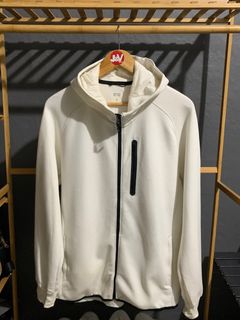 (Category: ) located in . Submitted by jvthriftcdo (Listing ID 1326597236, Image 1). Description: .