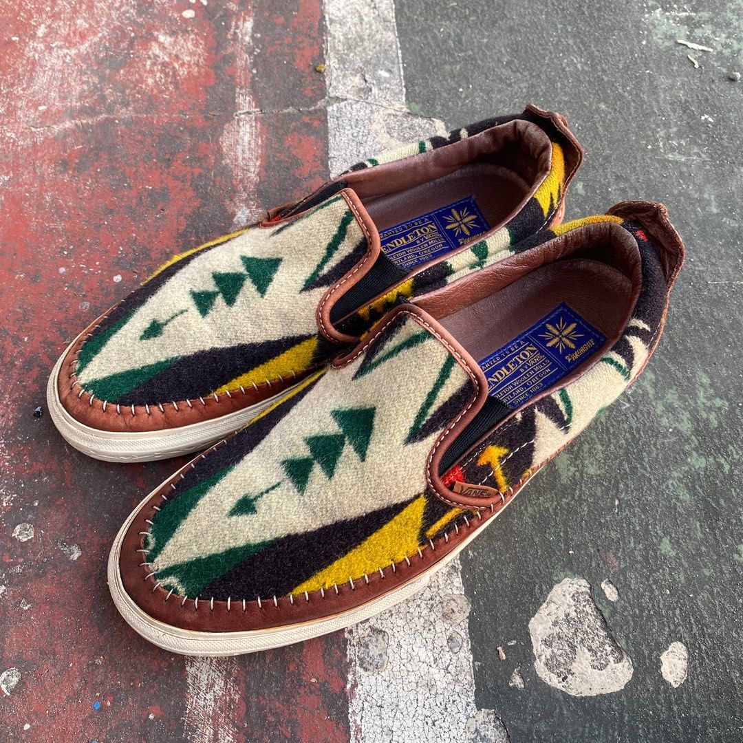 Vans pendleton slip on top