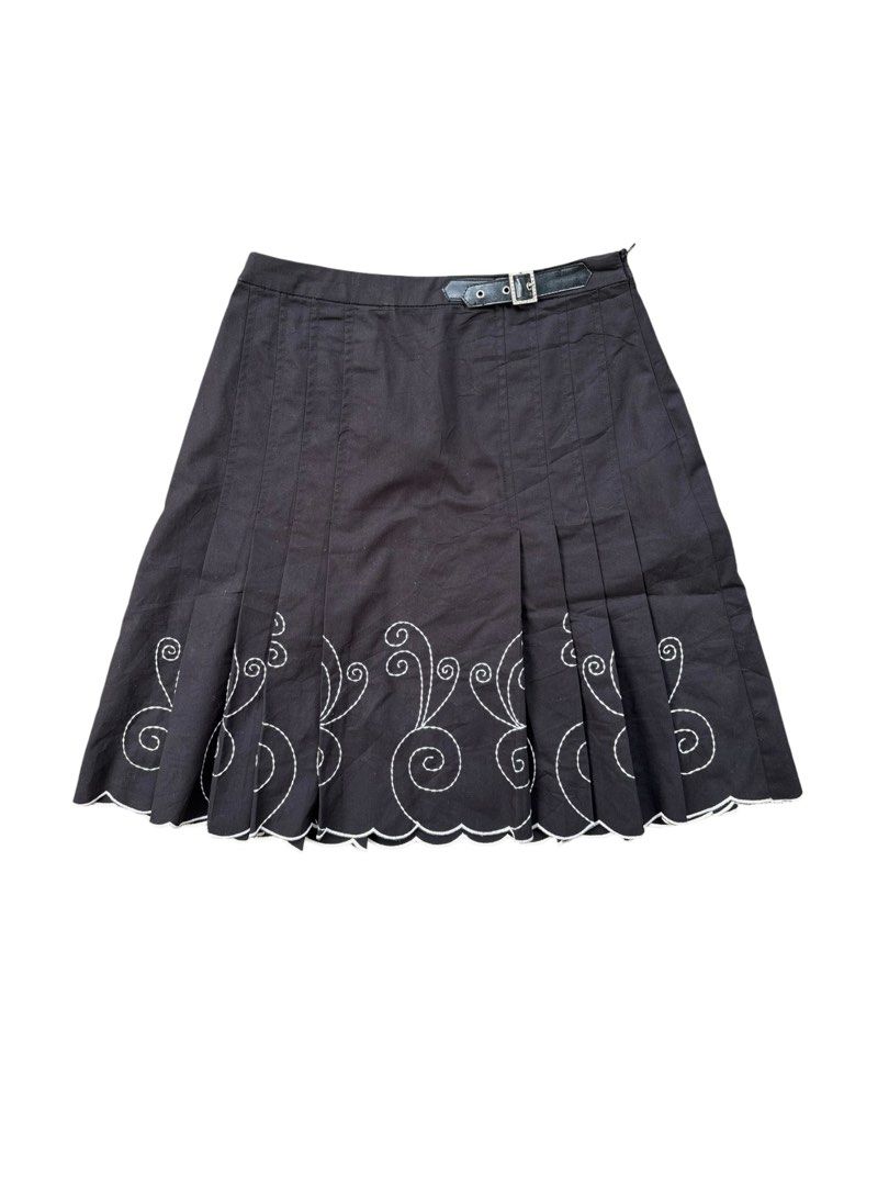 Embroidered skirt 90s sale